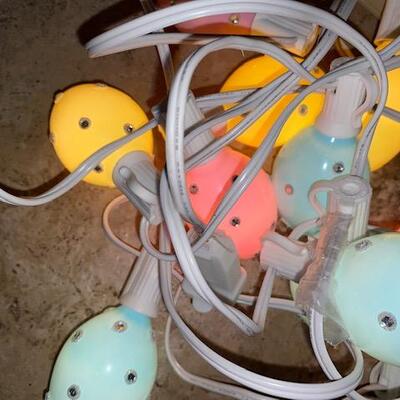 Lot 508 - Easter decor