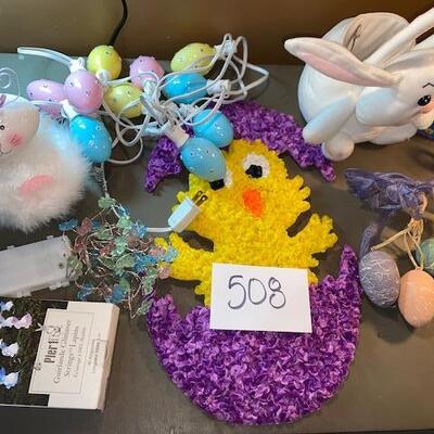 Lot 508 - Easter decor