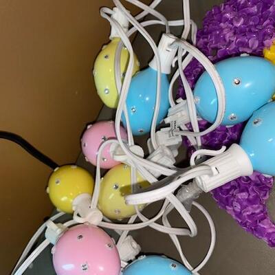 Lot 508 - Easter decor
