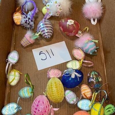 Lot 511 - Easter decor