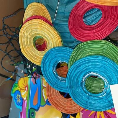 Lot 520 - Party Lanterns