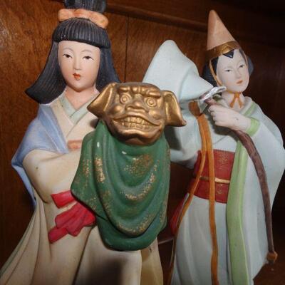 The Toscany Collection Made In Japan, Geisha Girls, Foo Dog (2 Figures) 