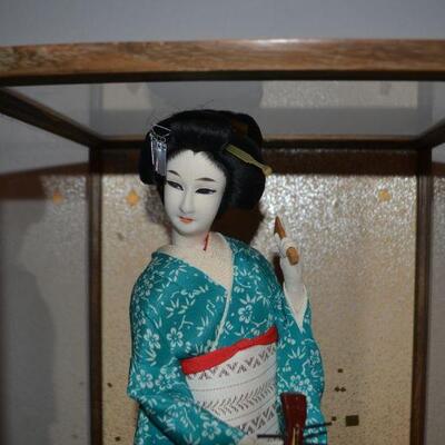 LOT 99 VINTAGE JAPANESE DOLL IN GLASS DISPLAY CASE