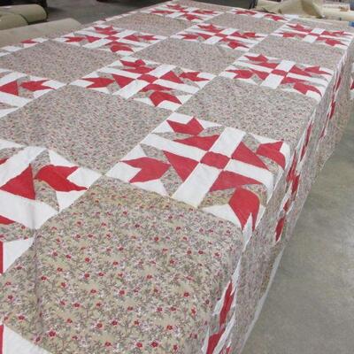 Lot 139 - Two Quilts 