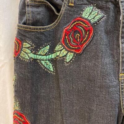 Suzanne Somers Collection Rose Embroidered Denim Jeans Size 16 YD#020-1220-02072