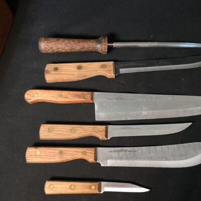 Lot 8: Lot of Knives, Slicers and Sharpening Tools