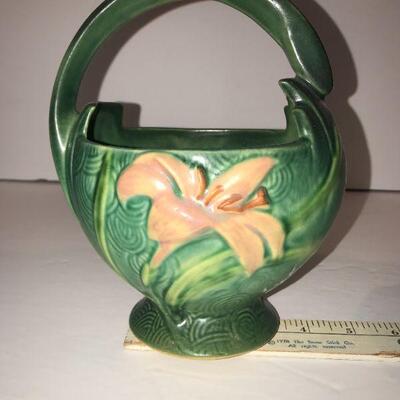 Roseville Zephyr Lily Basket & Magnolia Cigar Ashtray