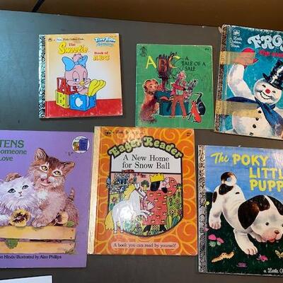 Lot 524 - Childrens books