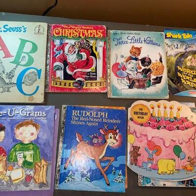 Lot 524 - Childrens books
