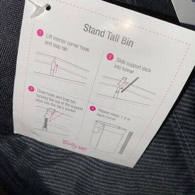 Lot 527 - Thirty One Stand Tall Bin