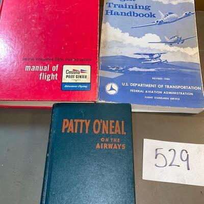 Lot 529 - Flight books