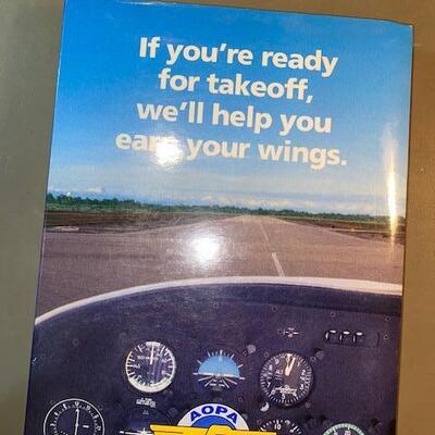 Lot 530 - Flight books