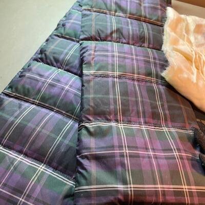 Lot 536 - Adult winter wear