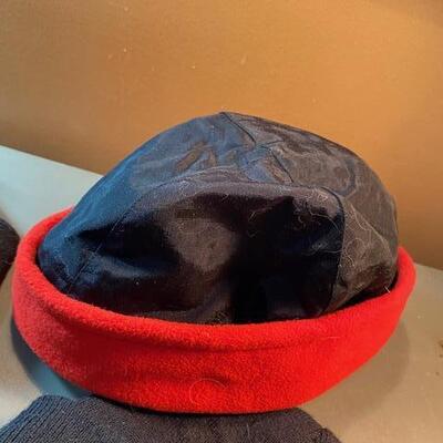 Lot 538 - Adult winter wear