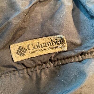 Lot 539 - Columbia hat and fleece neck Gaiter