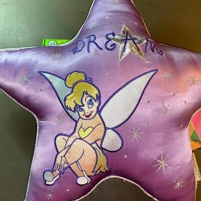 Lot 549 - Disney Items
