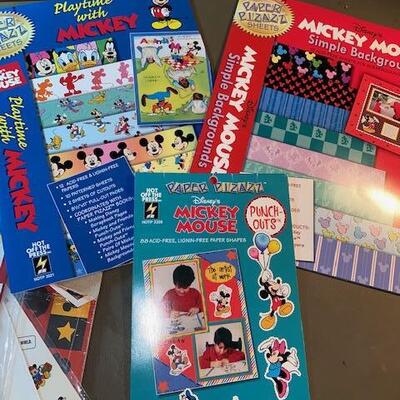 Lot 556 - Mickey Mouse Scrapbooking