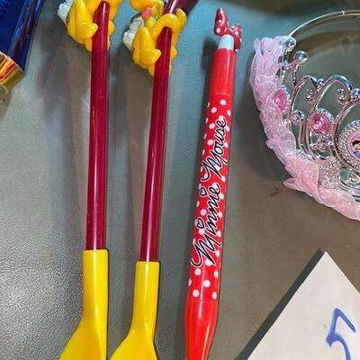 Lot 559 - Disney items