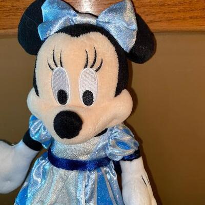 Lot 562 - Minnie Mouse 