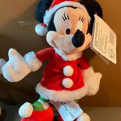Lot 566 - Minnie Mouse