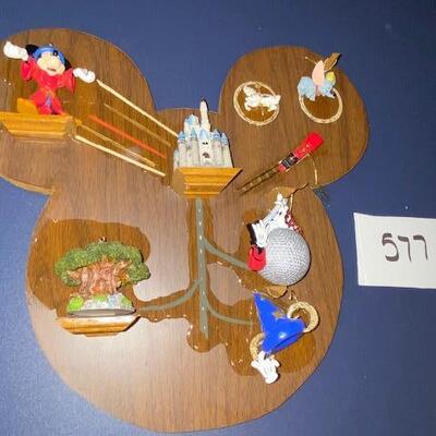 Lot 577 - Disney ornaments