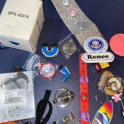 Lot 582 - misc lot