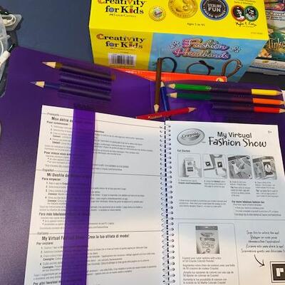 Lot 588 - craft kits