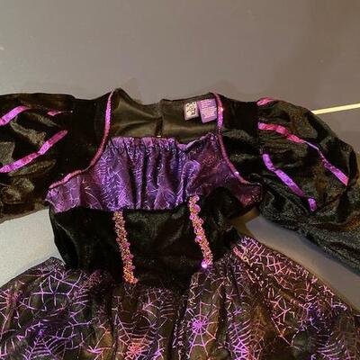 Lot 587 - Purple spiderweb costume