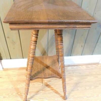 Vintage Solid Oak Turned Leg Accent Table 15
