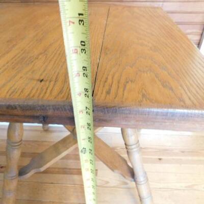 Vintage Solid Wood Oak Top Four Leg Cross Stretcher Accent Table 24