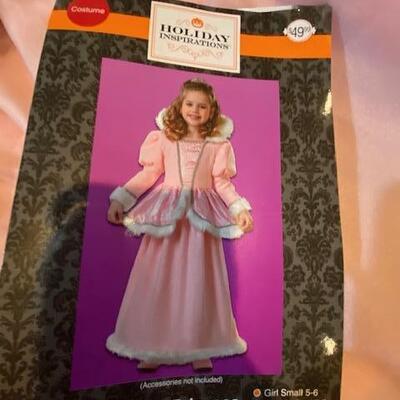 Lot 590 - Snow Princess Costume