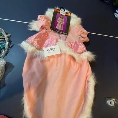Lot 590 - Snow Princess Costume