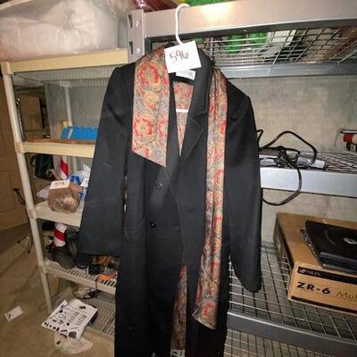 Lot 596 - Ladies long wool coat
