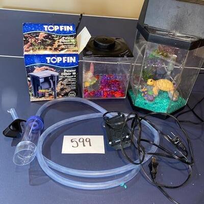 Lot 599 - small fish tanks