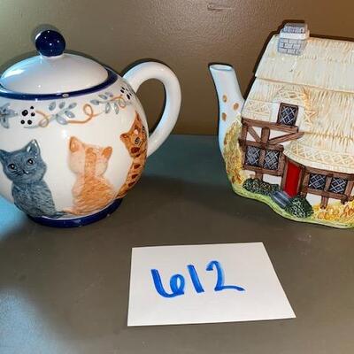 Lot 612 - Teapots