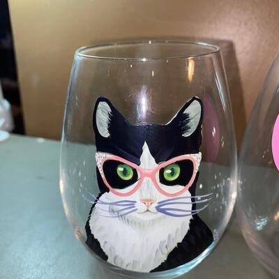 Lot 613 - Cat Stemless wine glasses