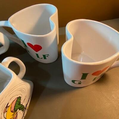 Lot 618-  Golf coffee mugs