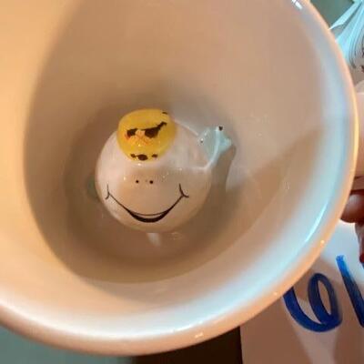 Lot 618-  Golf coffee mugs