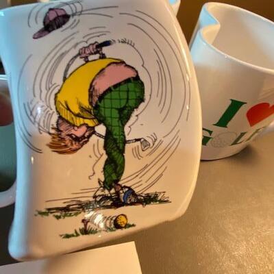 Lot 618-  Golf coffee mugs