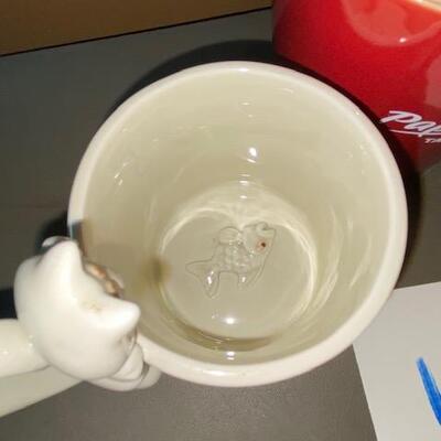 Lot 619 -Cat, Coca Cola  coffee mugs