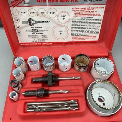 Milwaukee heavy duty hole saw kit