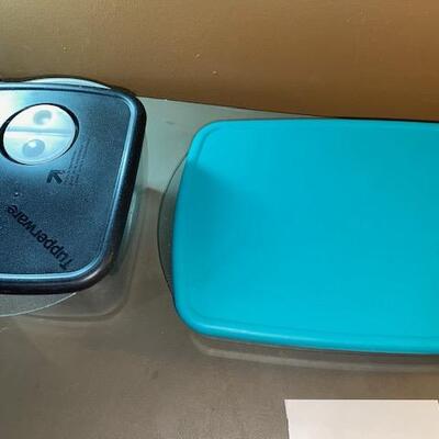 Lot 633 - Tupperware storage