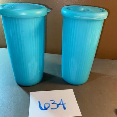 Lot 634 - Tupperware Insulated cups
