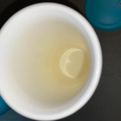 Lot 634 - Tupperware Insulated cups
