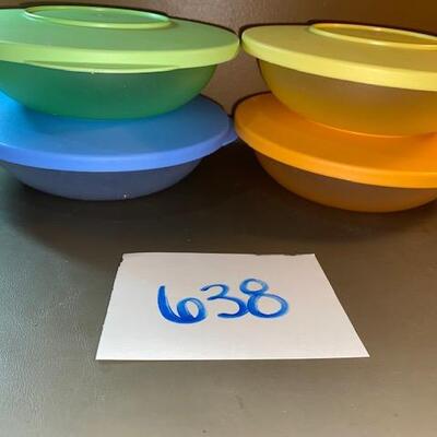 Lot 638 - Tupperware cereal bowls