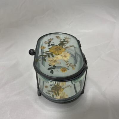 .24. VINTAGE | Pressed Flowers | Beveled Glass Jewelry Casket