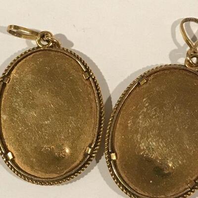 PAIR of  Vintage / Victorian  18k Gold Hand Painted  Miniature Portrait Detailed Pendants