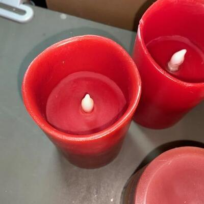 Lot 662 - candles