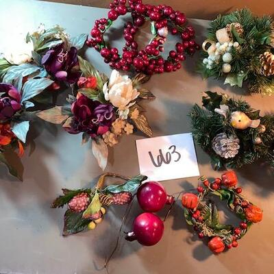 Lot 663 - Candle Rings