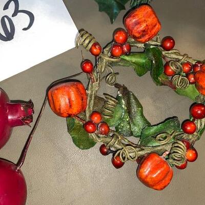 Lot 663 - Candle Rings